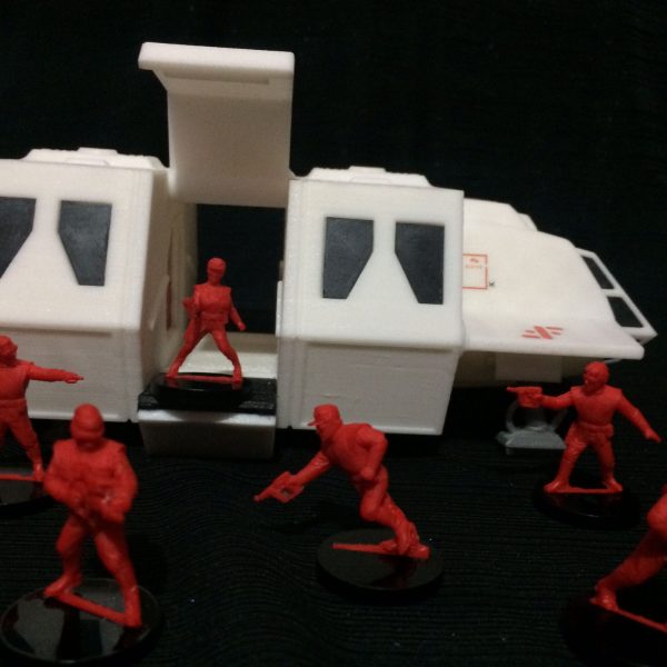 V Visitors 1,5  monochromatic figures and Squad ship open doors 11  collection For Sale